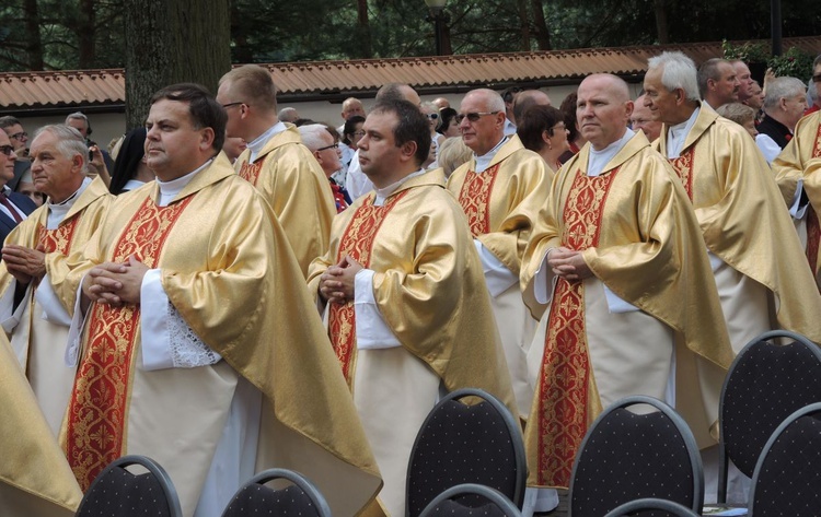 Świątynia w Rychwałdzie bazyliką!