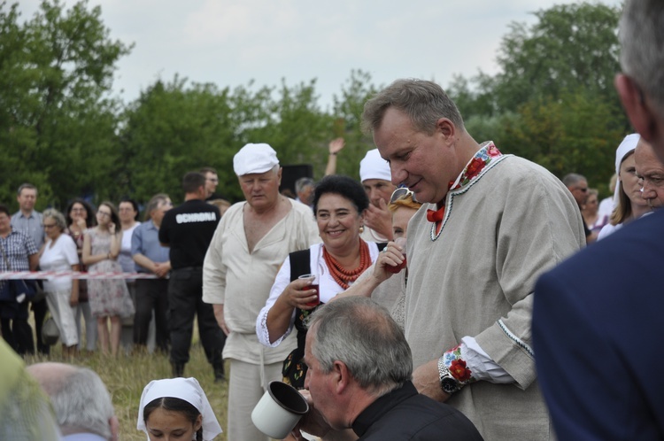 Łowickie Żniwa w skansnie w Maurzycach