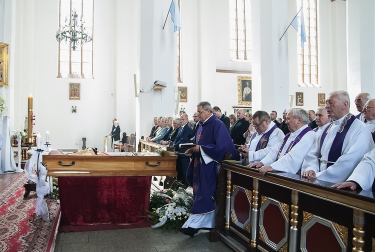 Pożegnanie śp. ks. Wojciecha Gappy cz. 1