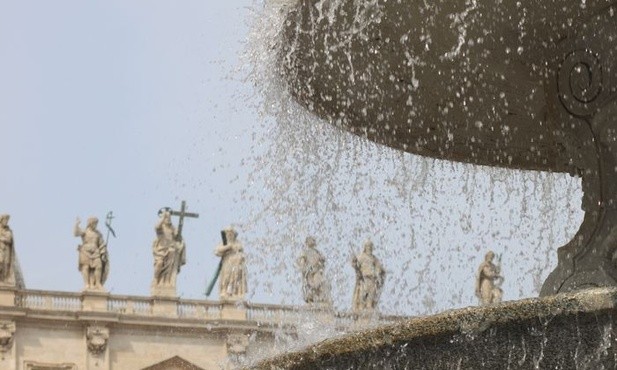 Susza we Włoszech: Watykan wyłącza fontanny