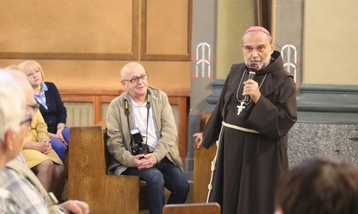 W spotkaniu z bp. Kusym w katedrze uczestniczyli członkowie Zakonu Franciszkanów Świeckich