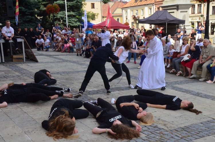 Z Ewangelią po Sandomierzu 