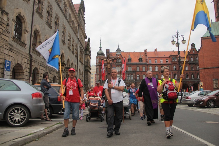 Wyruszyła 25. Piesza Pielgrzymka Legnicka