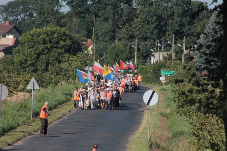 Pątnicy u św. Jadwigi Śląskiej