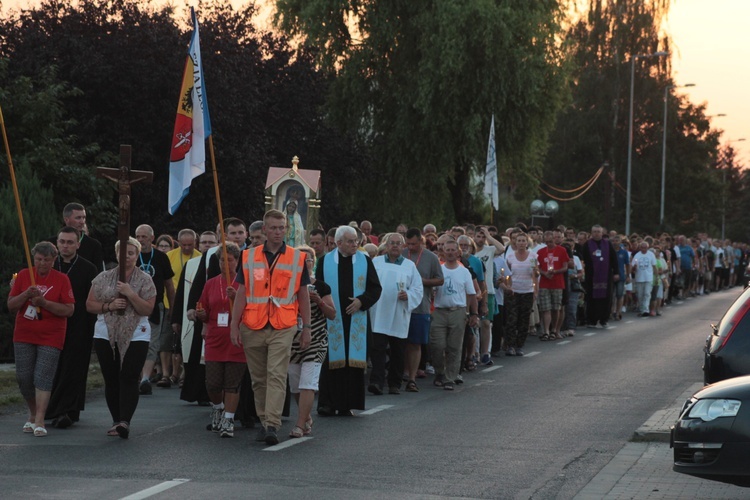 Procesja na pielgrzymce