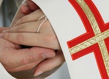 Niemcy: biskupi o błogosławieniu małżeństw przez lefebrystów
