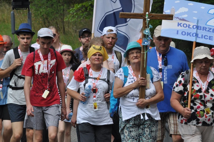 Pielgrzymka Piesza na Jasną Górę - drugi dzień drogi