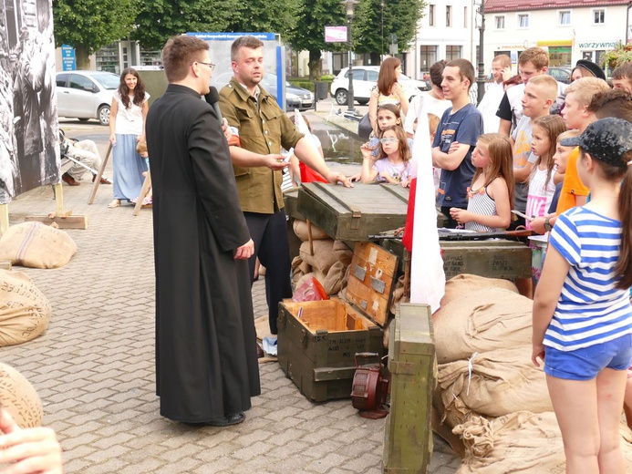 Powstańcza barykada w Czaplinku