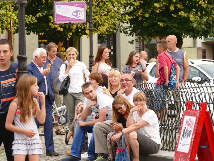 Powstańcza barykada w Czaplinku