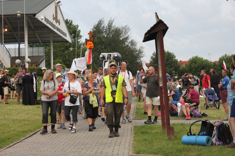 Z Trzebnicy w stronę Oleśnicy