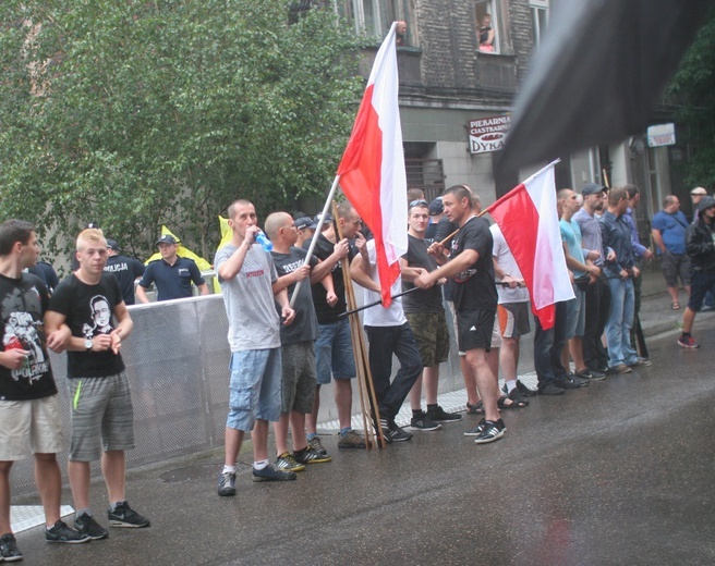 Protestowali przeciwko "Klątwie"