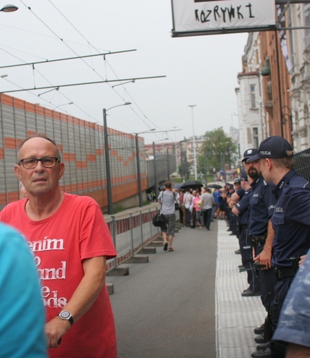 Protestowali przeciwko "Klątwie"