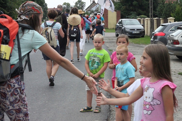 W okolicy Oleśnicy - przed i po