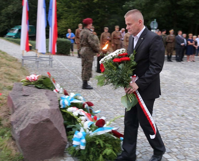 Capstrzyk przy kopcu Piłsudskiego