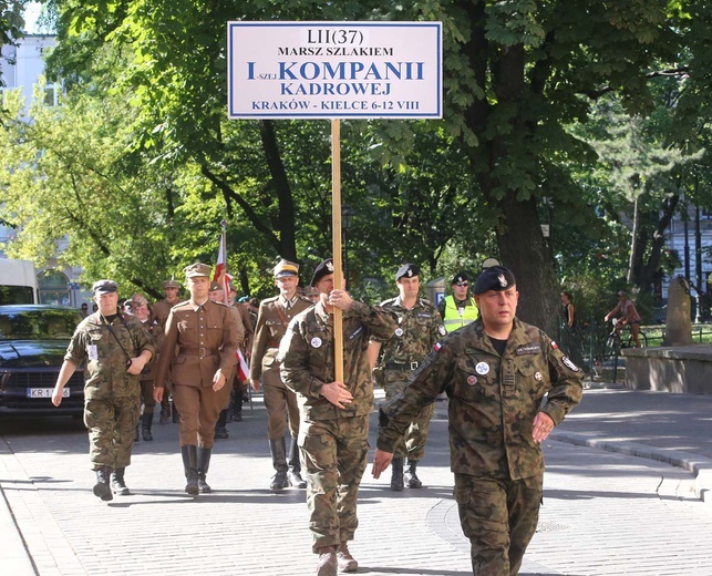 Uczestnicy "Kadrówki" u źródeł patriotyzmu