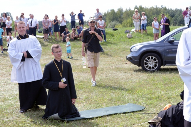 Wyruszyła pielgrzymka radomska na Jasną Górę