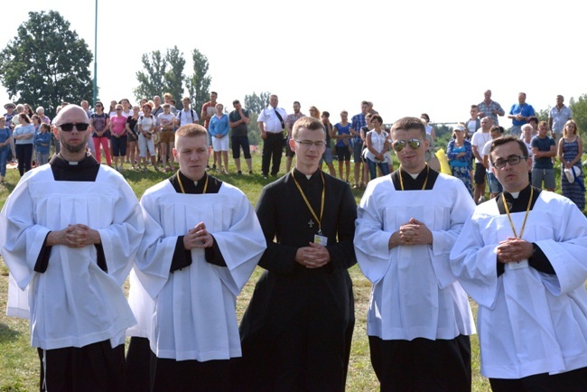 Wyruszyła pielgrzymka radomska na Jasną Górę