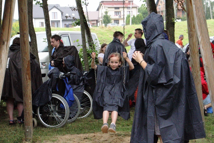 Piaski Nowe w drodze Jasna Górę