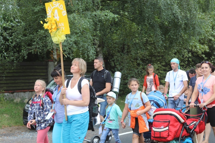 26. Pielgrzymka z Hałcnowa na Jasną Górę - 2017