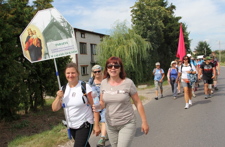 "Siedemnastki" w Lewiczynie. Pielgrzymkowy ślub