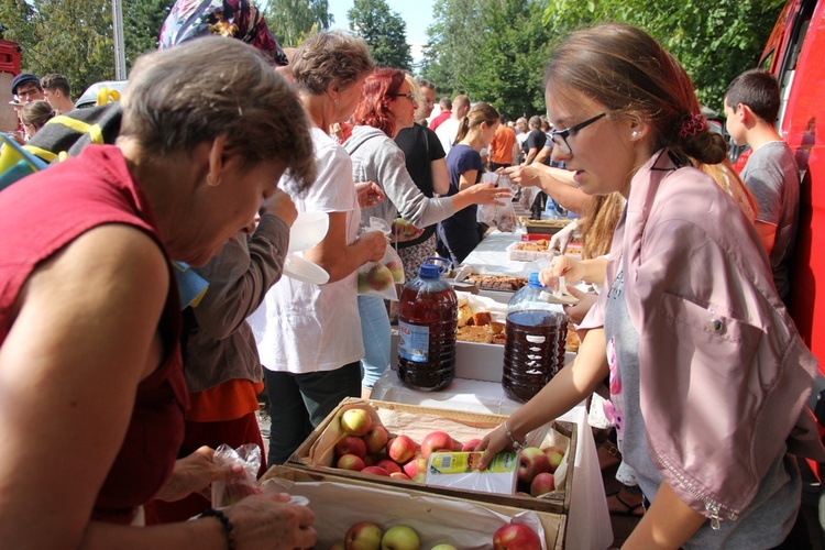 "Siedemnastki" w Lewiczynie. Pielgrzymkowy ślub