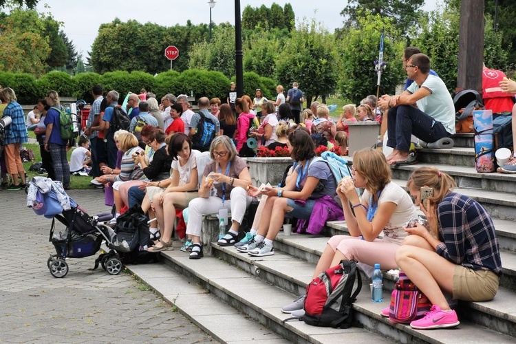 Postój pielgrzymów w Pisarzowicach - 2017