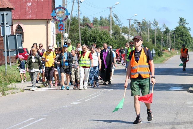 Starachowicka kolumna na szlaku