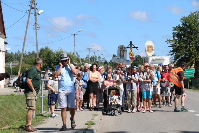 Starachowicka kolumna na szlaku