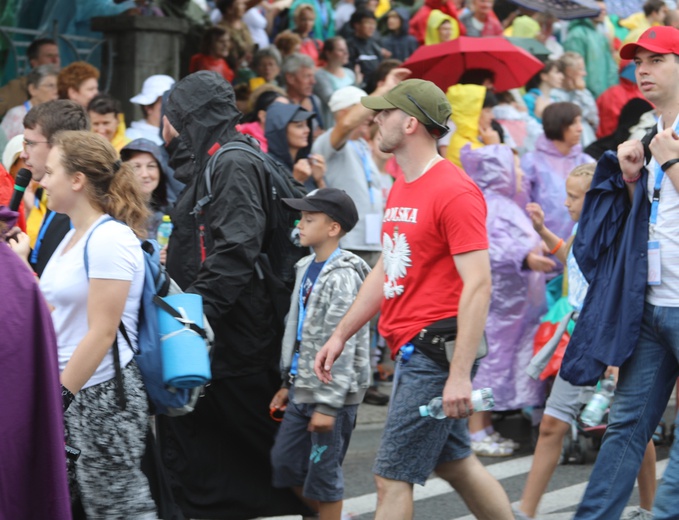 26. pielgrzymka z Hałcnowa na Jasną Górę - w Wilamowicach - 2017