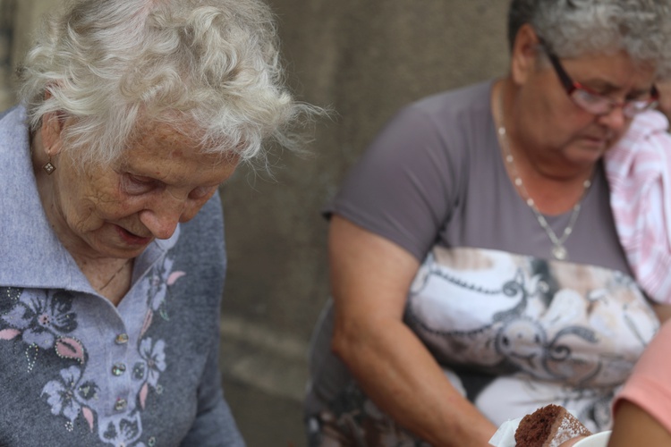 26. pielgrzymka z Hałcnowa na Jasną Górę - w Wilamowicach - 2017