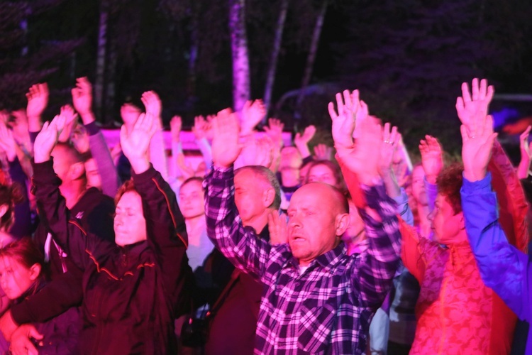 Gospel z Łękawicy dla pielgrzymów - w Trzebini Sierszy