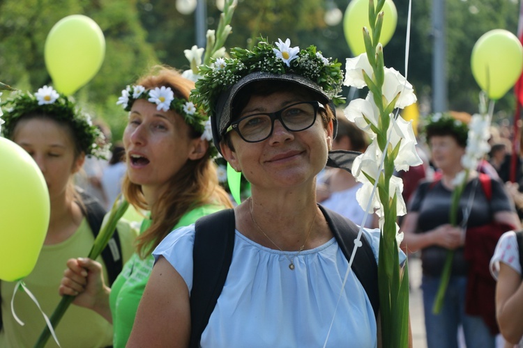 Wejście Pieszej Pielgrzymki Wrocławskiej na Jasną Górę cz.1