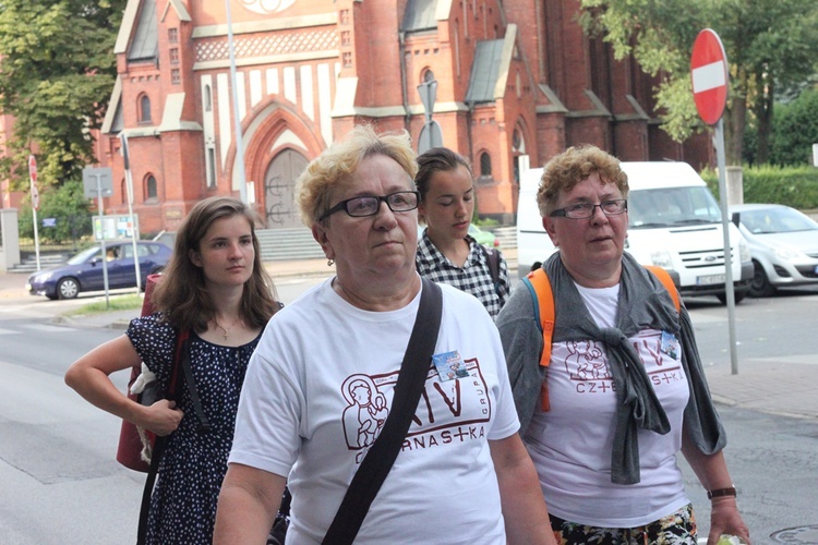 Wejście Pieszej Pielgrzymki Wrocławskiej na Jasną Górę cz. 2