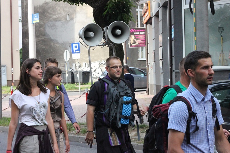 Wejście Pieszej Pielgrzymki Wrocławskiej na Jasną Górę cz. 2