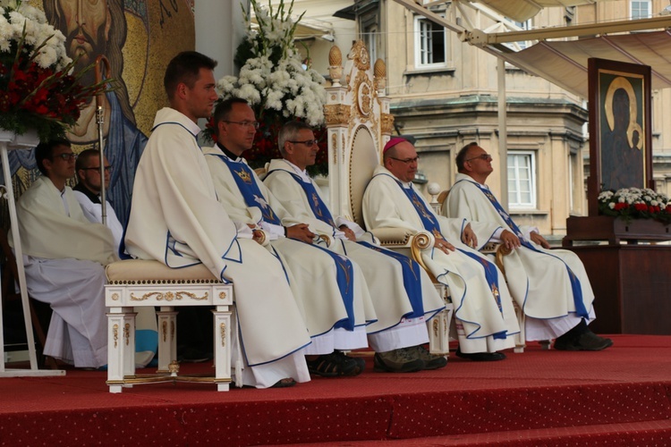 Wejście Pieszej Pielgrzymki Wrocławskiej na Jasną Górę cz. 4