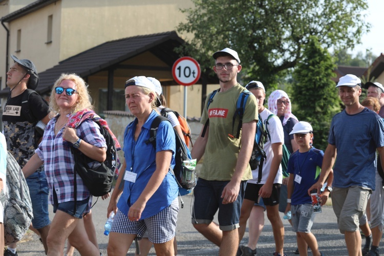 16. Czechowicka Pielgrzymka na Jasną Górę na trasie - 2017