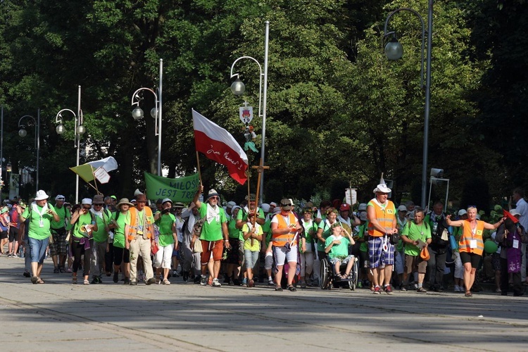 Piesza Pielgrzymka Krakowska wchodzi na Jasną Górę