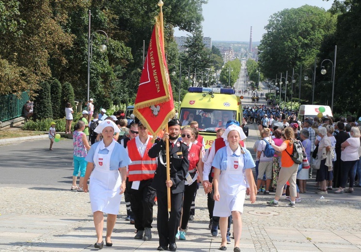 U celu - 26. Pielgrzymka Bielsko-Żywieckia na Jasnej Górze 2017