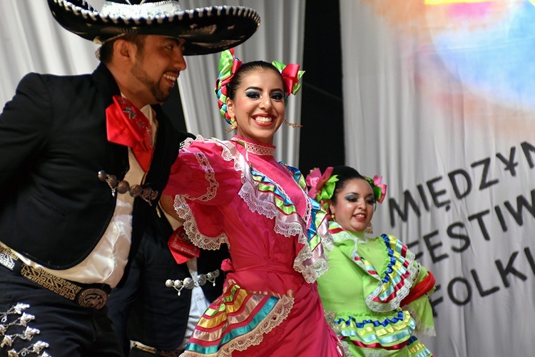 Koncert inauguracyjny 26. Międzynarodowego Festiwalu Folkloru w Strzegomiu