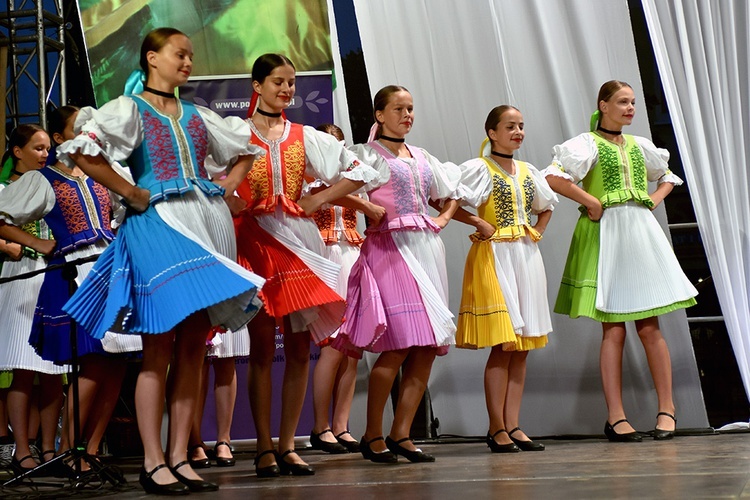 Koncert inauguracyjny 26. Międzynarodowego Festiwalu Folkloru w Strzegomiu