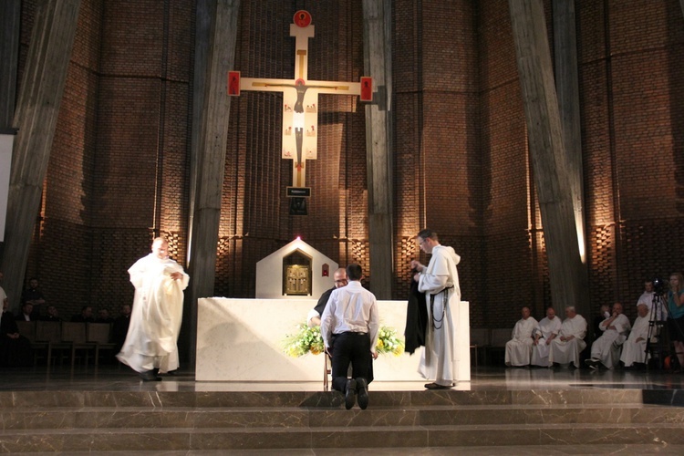 Obłóczyny u dominikanów