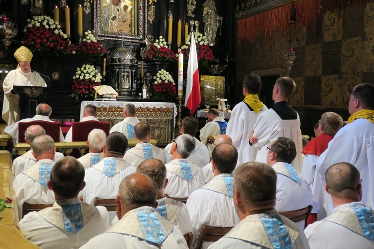 Pielgrzymi dotarli do Częstochowy