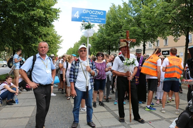 Pielgrzymka diecezji radomskiej - kolumny: opoczyńska, skarżyska i starachowicka