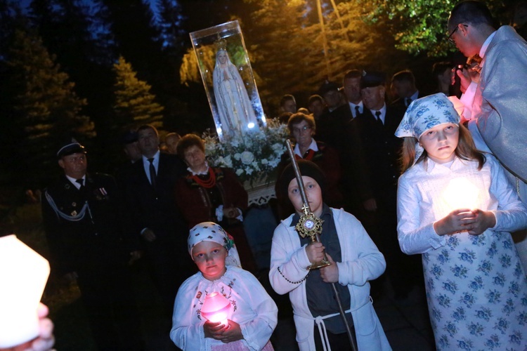 Nabożeństwo fatimskie w Pisarzowej