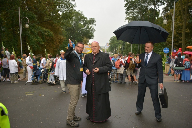 Pielgrzymi w Częstochowie