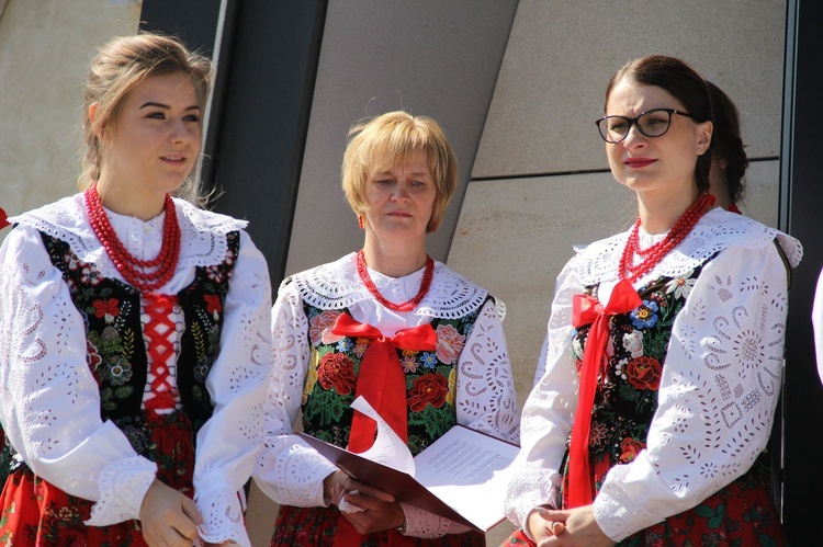 Poświęcenie kościoła w Woli Piskulinej