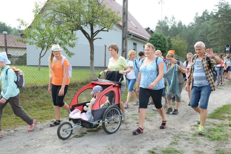 Czwartkowy poranek na szlaku