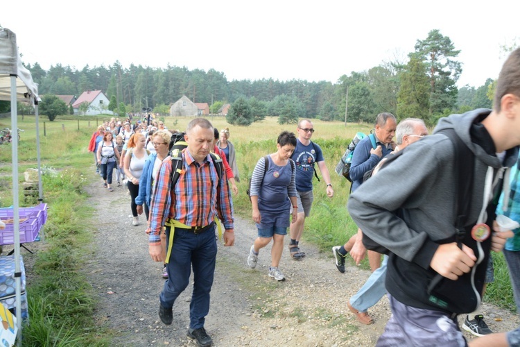 Czwartkowy poranek na szlaku