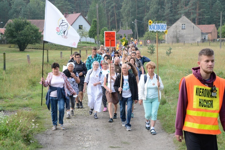 Czwartkowy poranek na szlaku