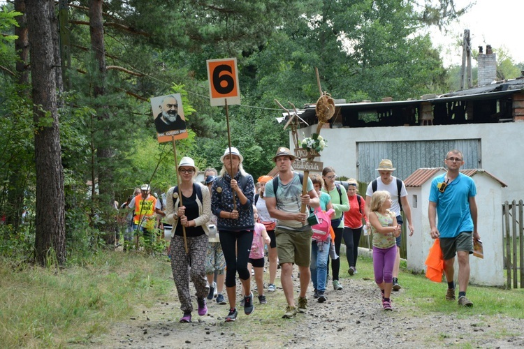 Druga część pielgrzymki na trasie